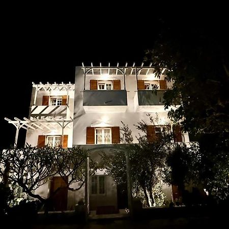 Deluxe Studios & Suites Ageri-Milos Adámasz Kültér fotó
