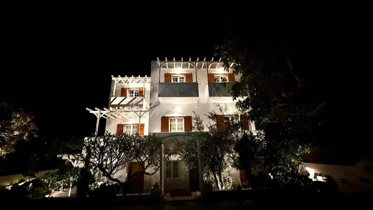Deluxe Studios & Suites Ageri-Milos Adámasz Kültér fotó